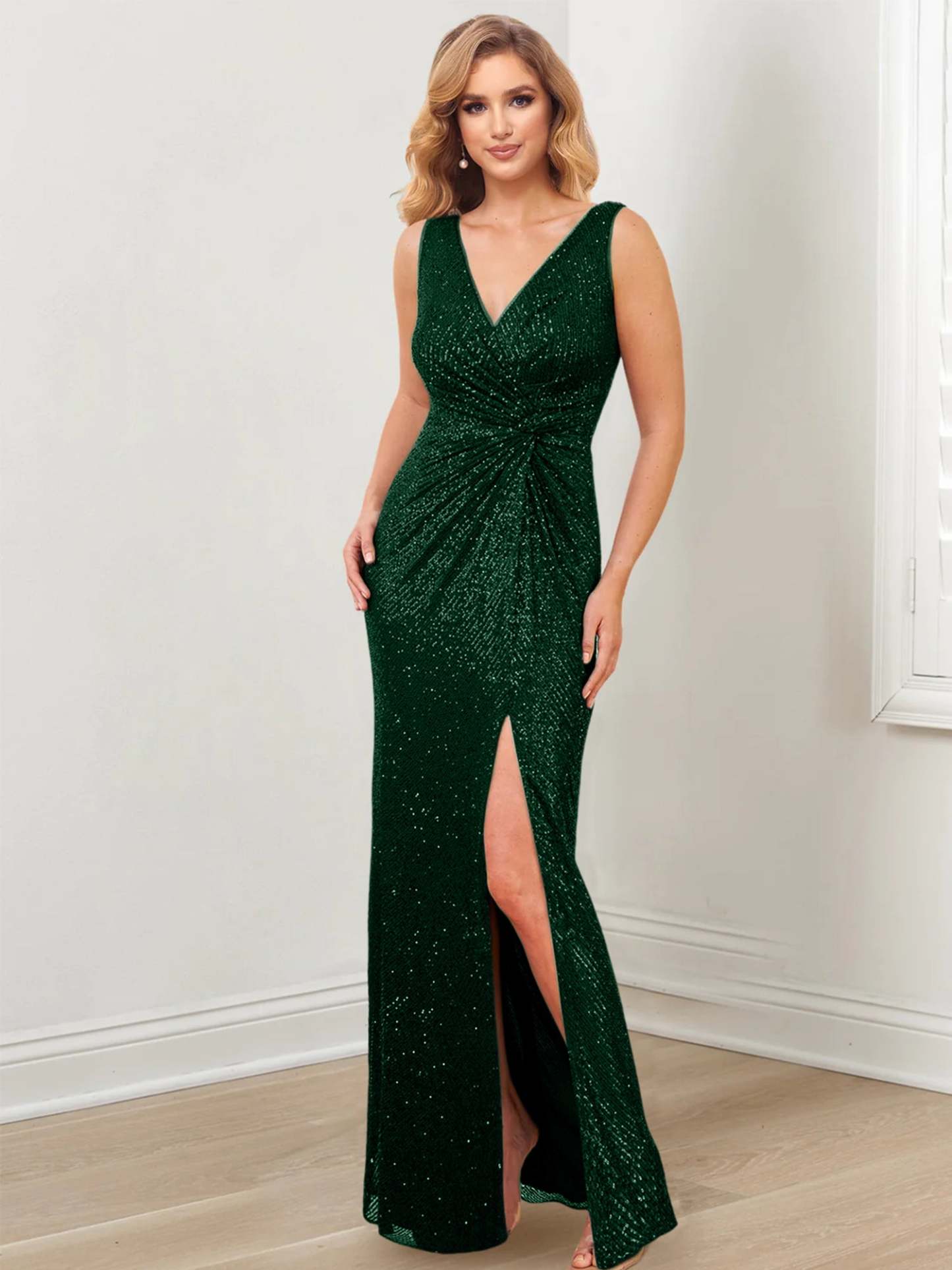 Floor-Length V-Neck Sheath/Column Gowns for the Mother of the Bride