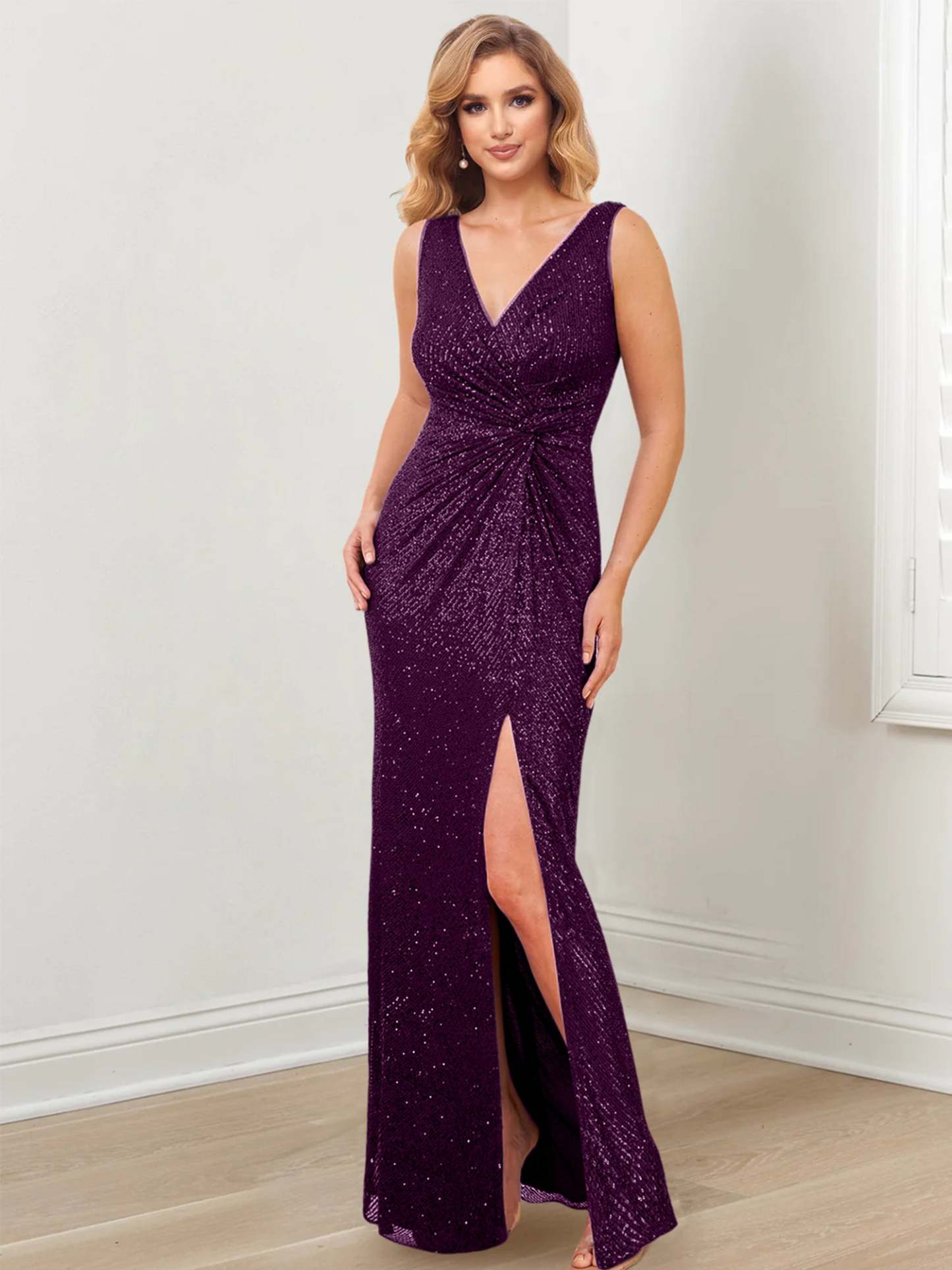 Floor-Length V-Neck Sheath/Column Gowns for the Mother of the Bride
