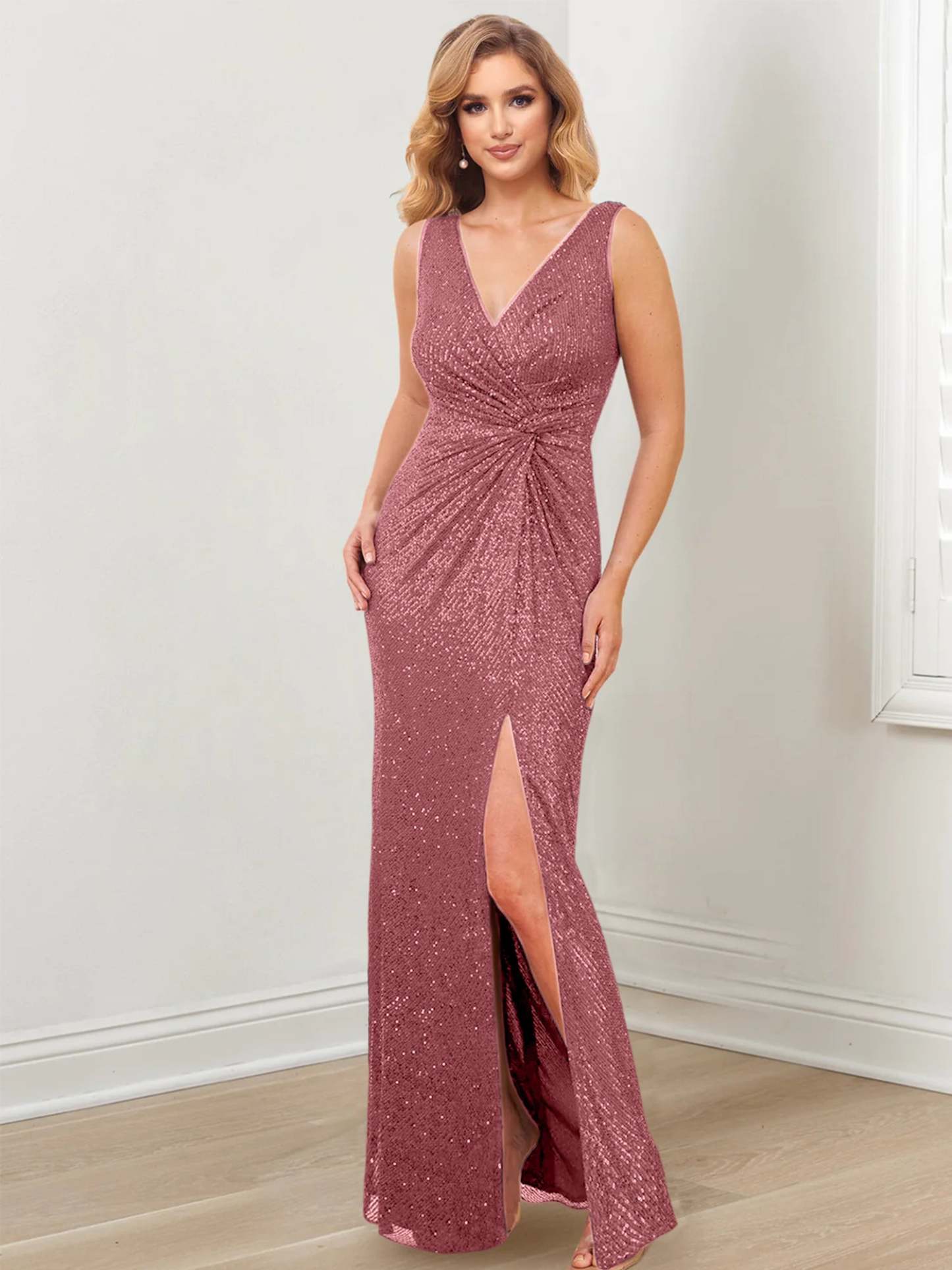 Floor-Length V-Neck Sheath/Column Gowns for the Mother of the Bride