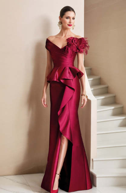 Off-the-Shoulder Mermaid/Trumpet Mother of the Bride Dresses Featuring a High Split