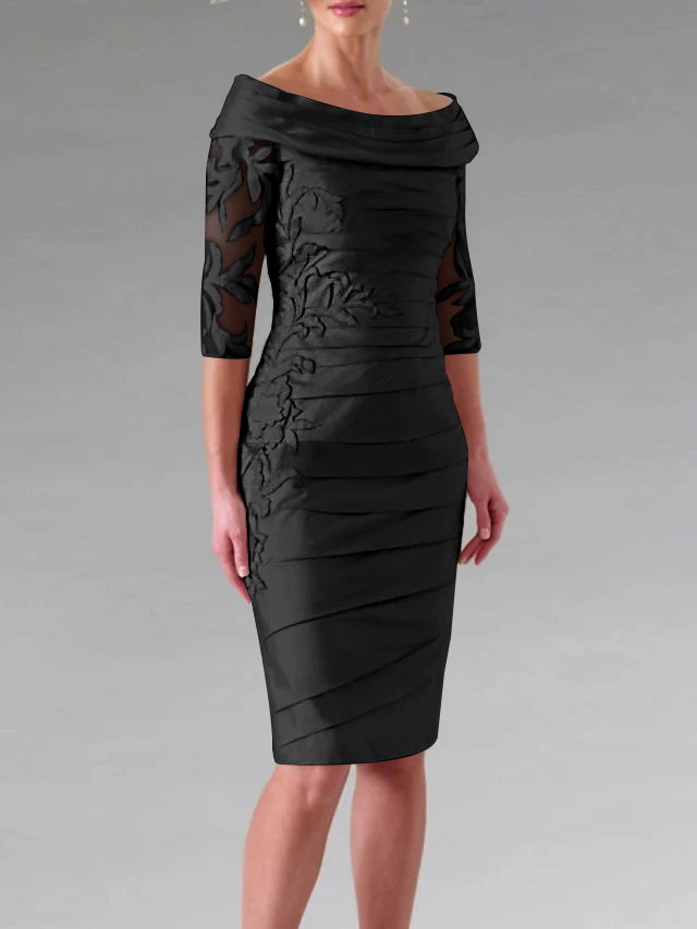 Half-Sleeve Knee-Length Sheath/Column Mother of the Bride Dress with Ruching and Appliques