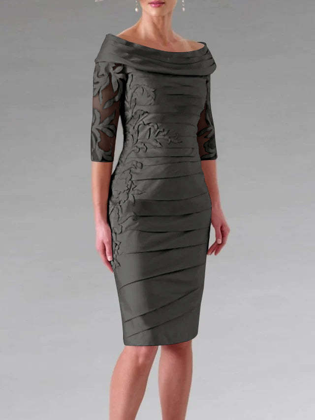 Half-Sleeve Knee-Length Sheath/Column Mother of the Bride Dress with Ruching and Appliques