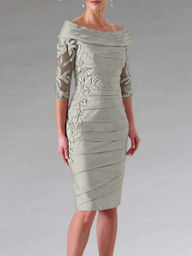 Half-Sleeve Knee-Length Sheath/Column Mother of the Bride Dress with Ruching and Appliques