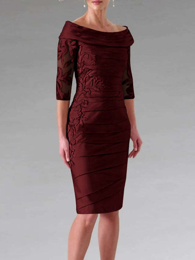 Half-Sleeve Knee-Length Sheath/Column Mother of the Bride Dress with Ruching and Appliques