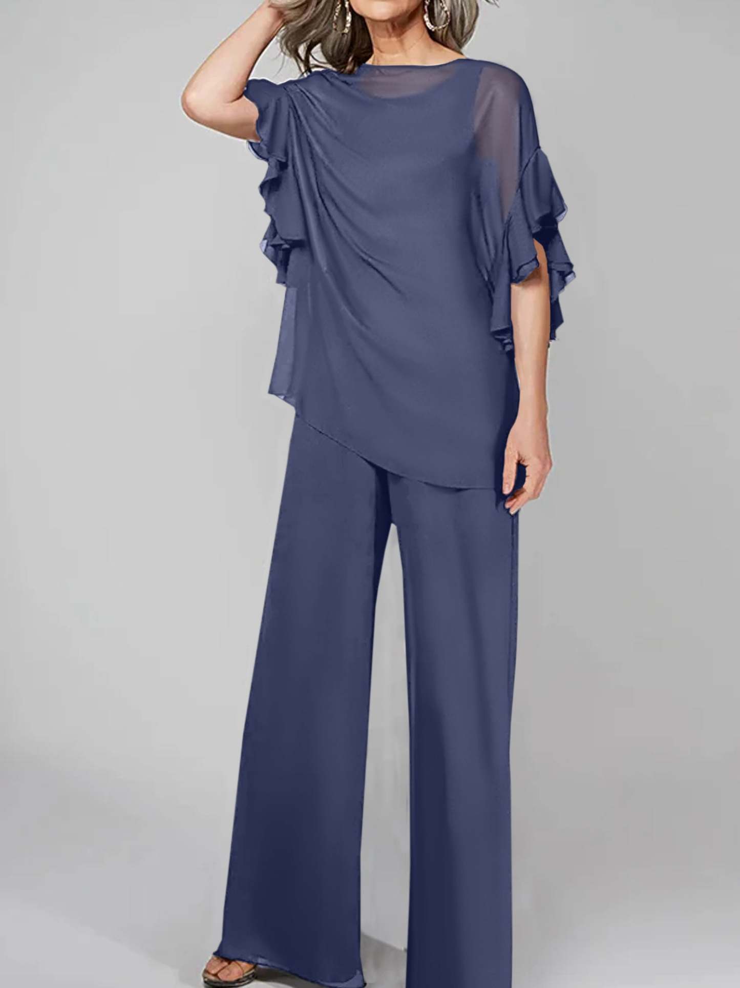 Chiffon Mother of the Bride Pantsuits with Scoop Neck and Half Sleeves