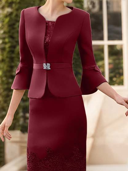 Knee-Length Sleeveless Mother of the Bride Column Dress with Lace Sash