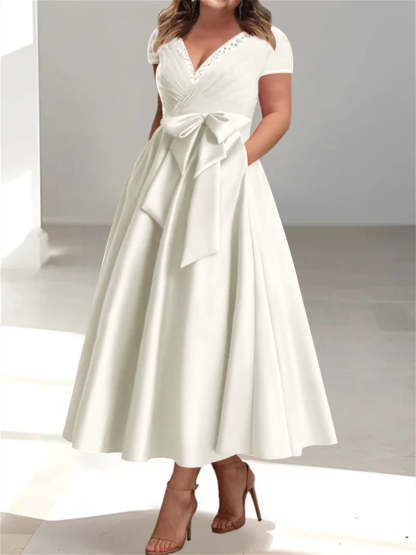 Plus Size Mother of the Bride A-Line Princess V-Neck Dress with Pockets and Ruffles