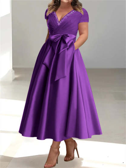 Plus Size Mother of the Bride A-Line Princess V-Neck Dress with Pockets and Ruffles