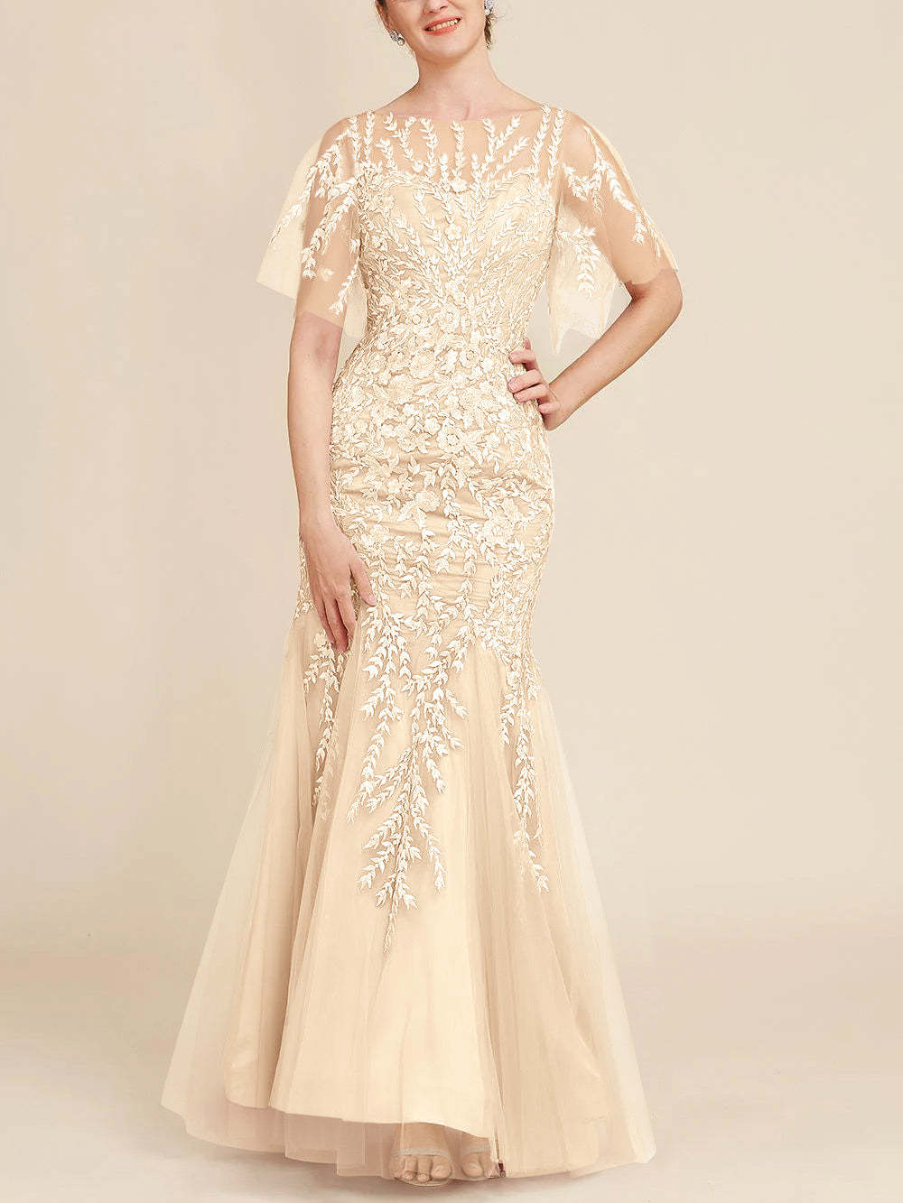 Floor-Length Mother of the Bride Lace Dresses with Trumpet/Mermaid Scoop Half Sleeves