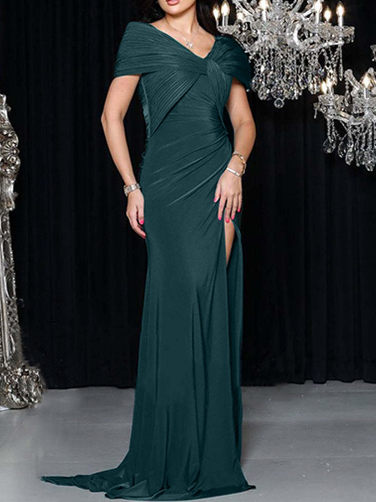 V-Neck Sleeveless Mermaid Trumpet Floor-Length Silk-Like Satin Mother of the Bride Dress with High Slit-BMbridal.UK