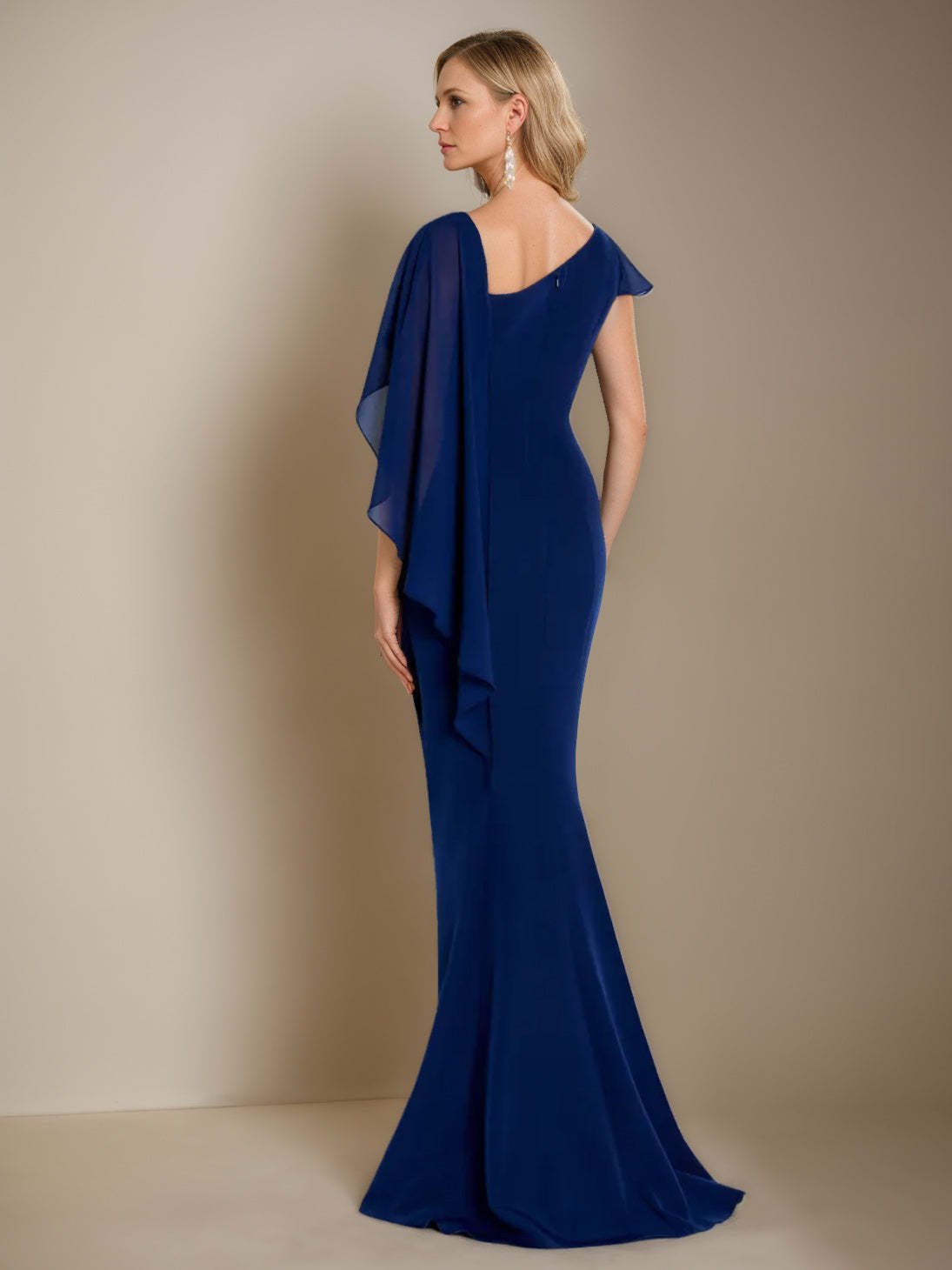Sleeveless Floor-Length Bateau Neck Mermaid/Trumpet Mother of the Bride Dress