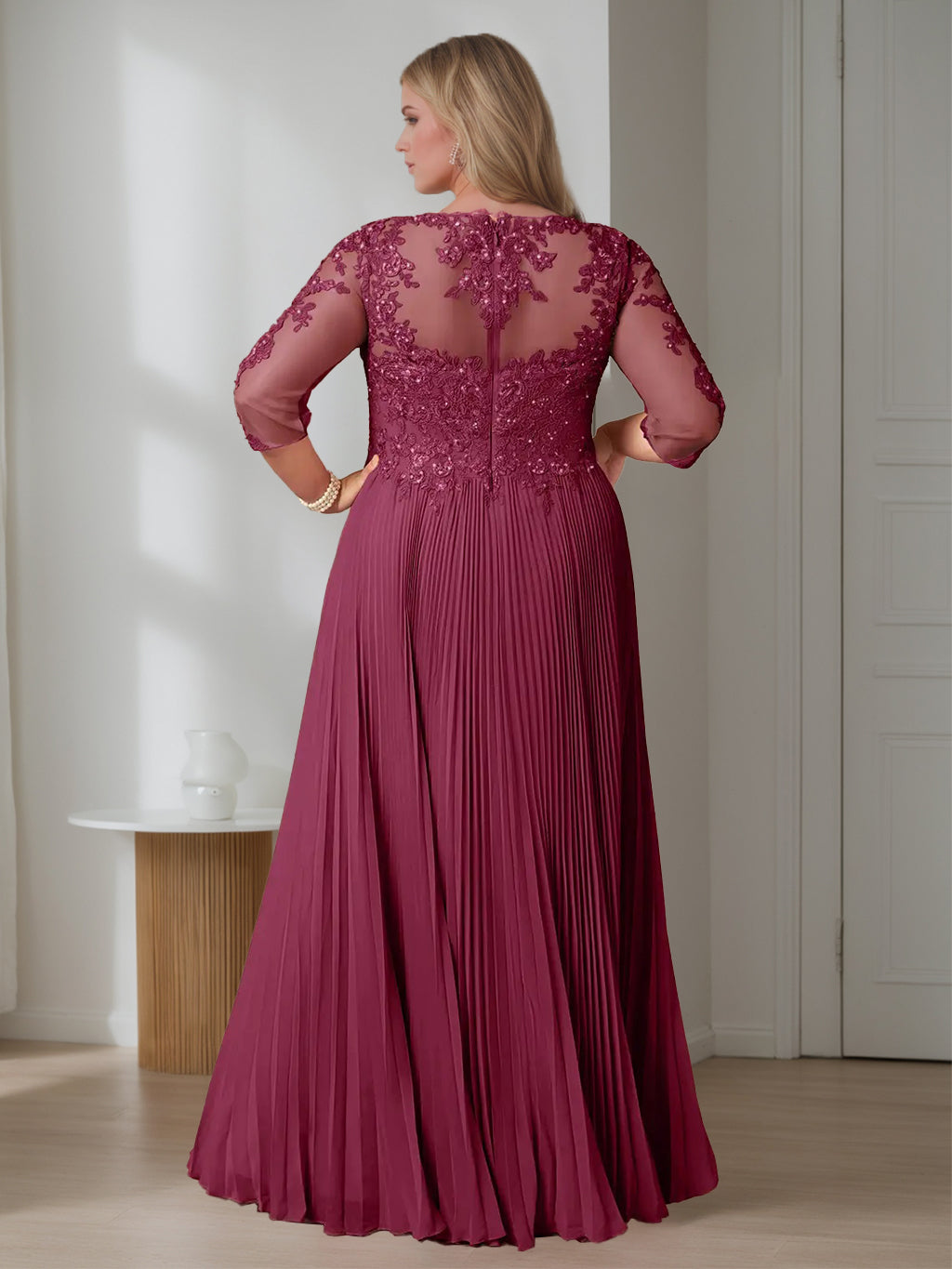 Plus Size Floor-Length A-Line Princess Scoop Neck Mother of the Bride Dress with Half Sleeves and Sequins-BMbridal.UK