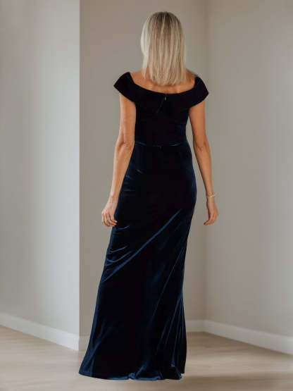 V-Neck A-Line Princess Floor-Length Velvet Mother of the Bride Dress with Side Split and Short Sleeves-BMbridal.UK