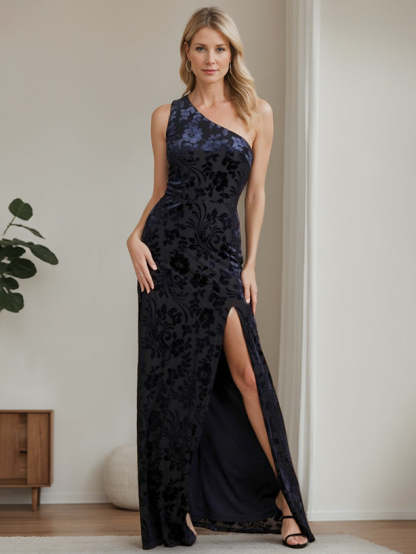 One-Shoulder Sleeveless Velvet A-Line Mother of the Bride Gown with Side Split