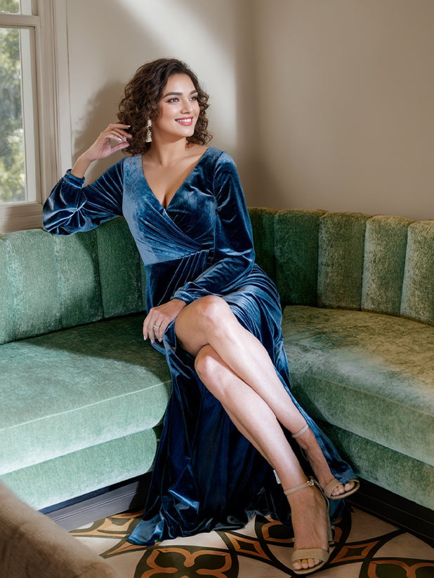 Velvet Mother of the Bride A-Line Dress with V-Neck and Ruffles Floor-Length Long Sleeves