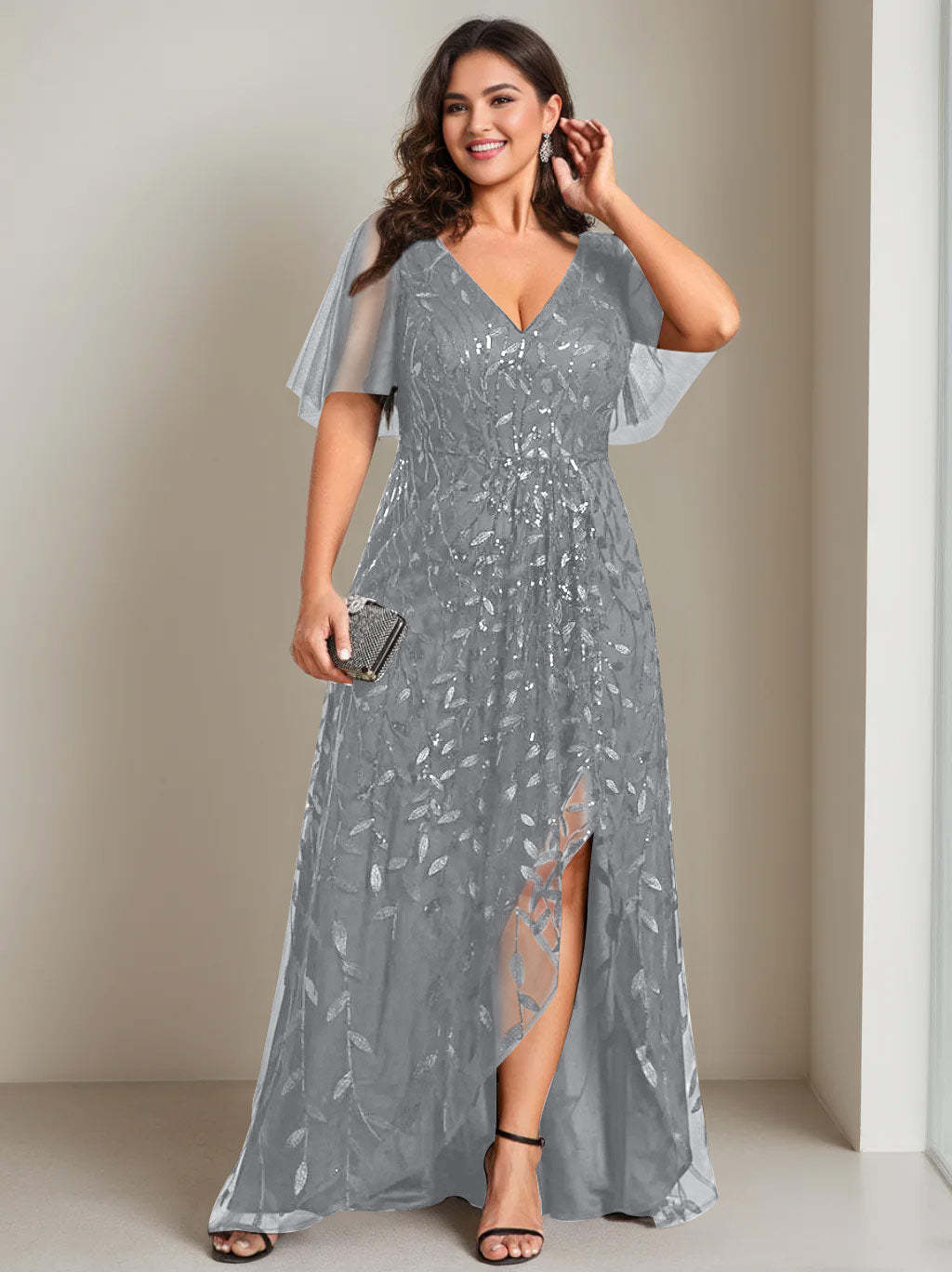 Plus Size Asymmetrical A-Line Princess V-Neck Short Sleeve Mother of the Bride Dress with Sequins