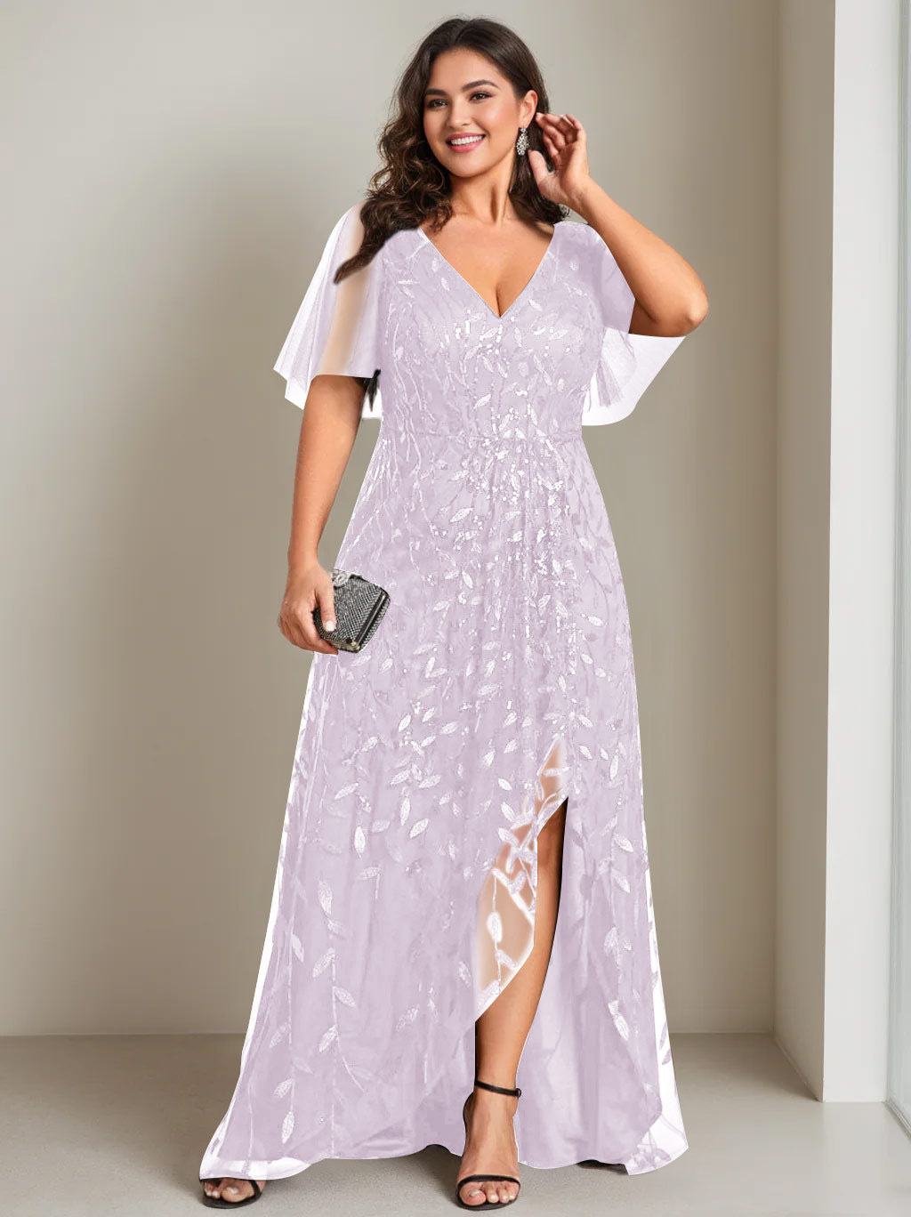 Plus Size Asymmetrical A-Line Princess V-Neck Short Sleeve Mother of the Bride Dress with Sequins