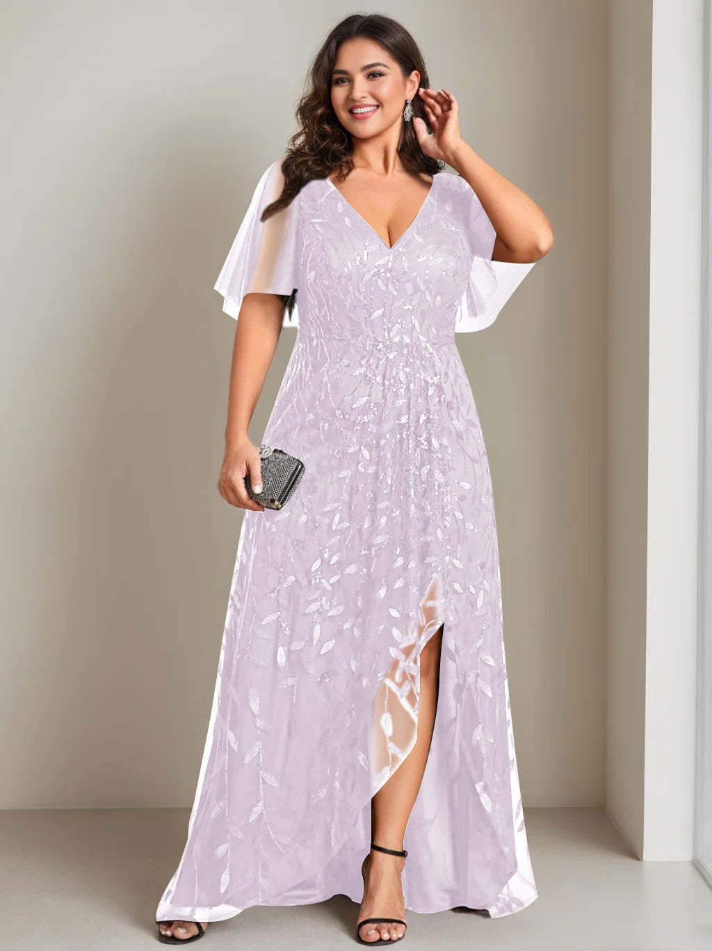 Plus Size Asymmetrical A-Line Princess V-Neck Short Sleeve Mother of the Bride Dress with Sequins