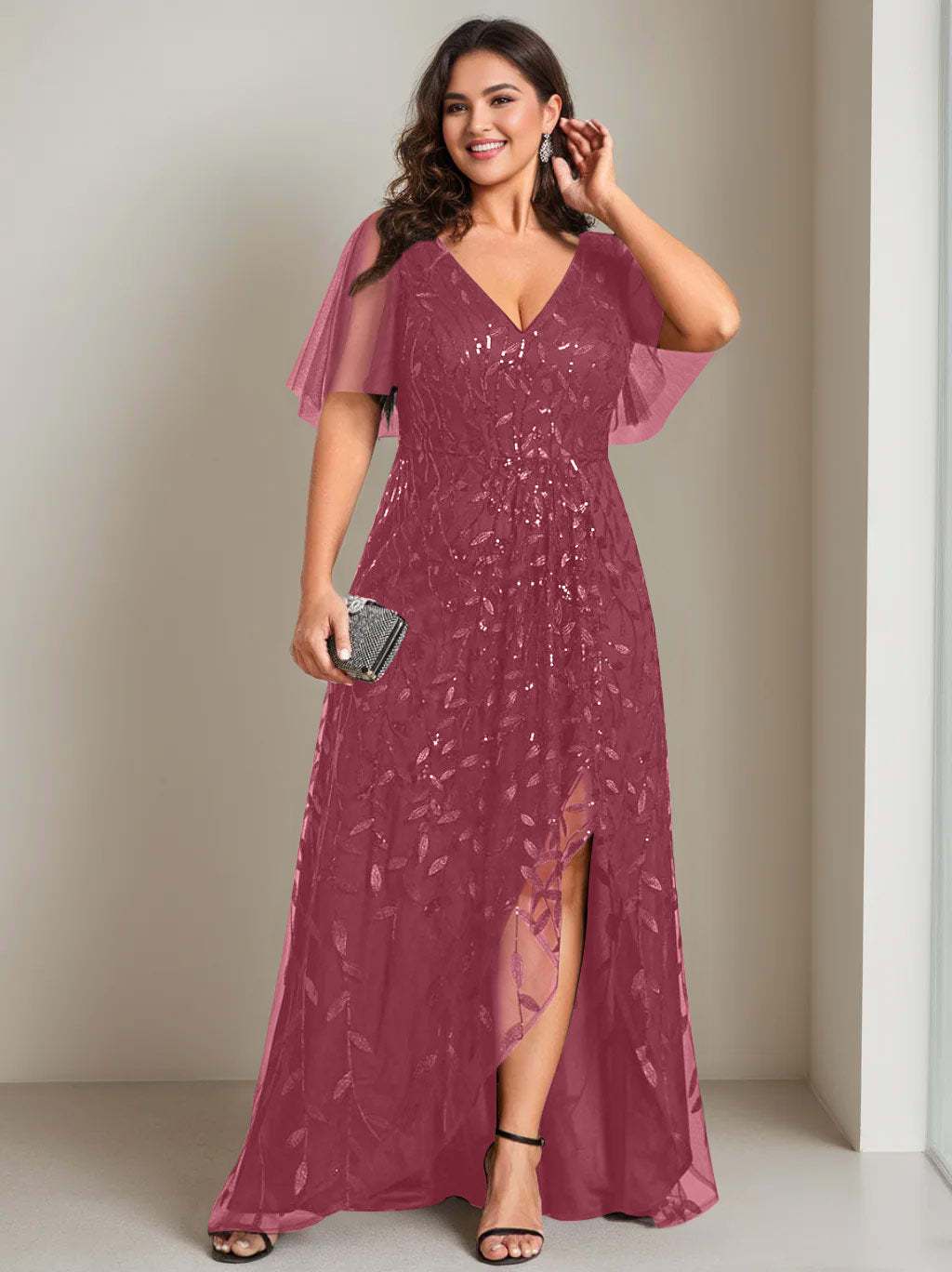 Plus Size Asymmetrical A-Line Princess V-Neck Short Sleeve Mother of the Bride Dress with Sequins