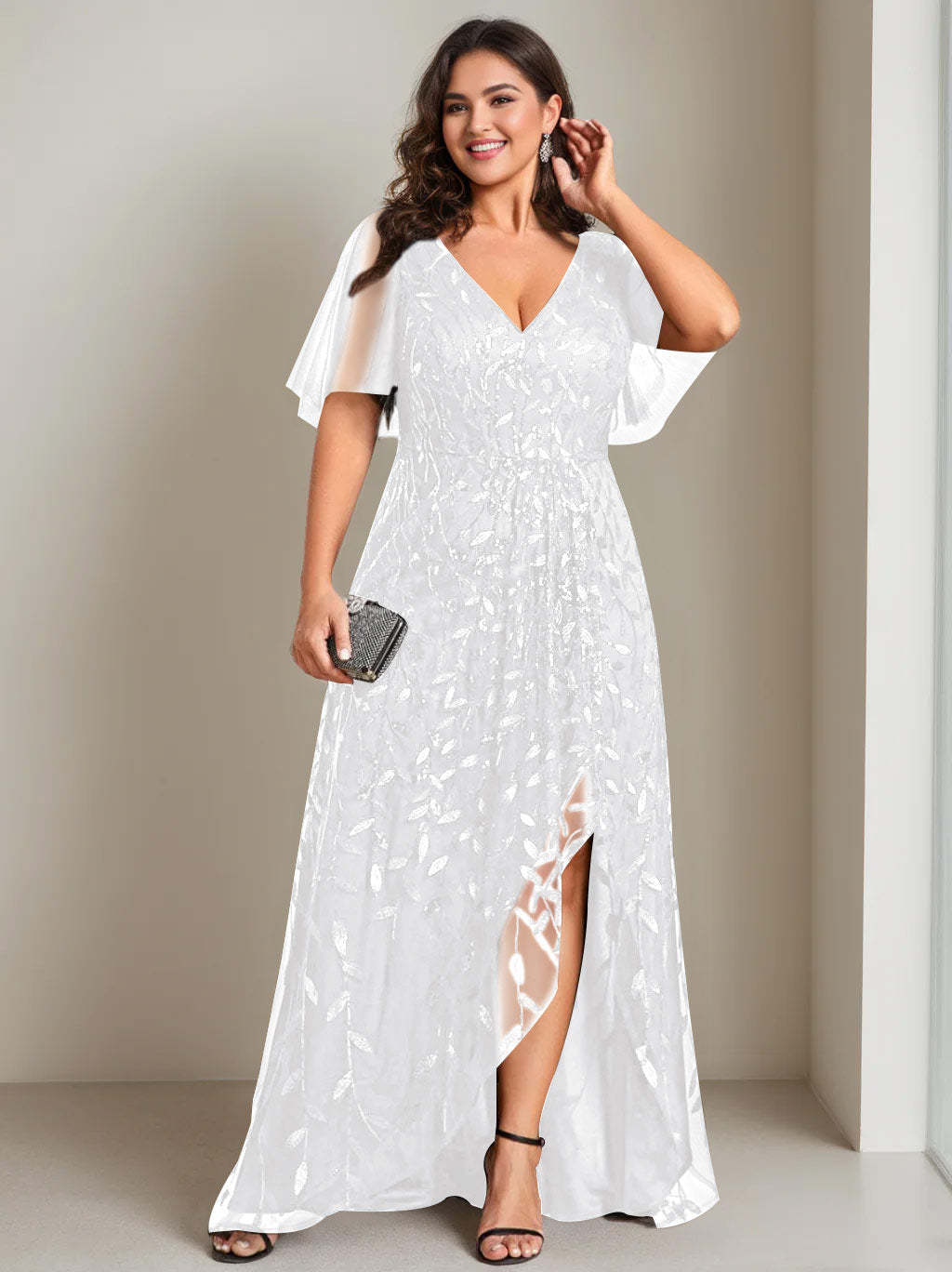 Plus Size Asymmetrical A-Line Princess V-Neck Short Sleeve Mother of the Bride Dress with Sequins
