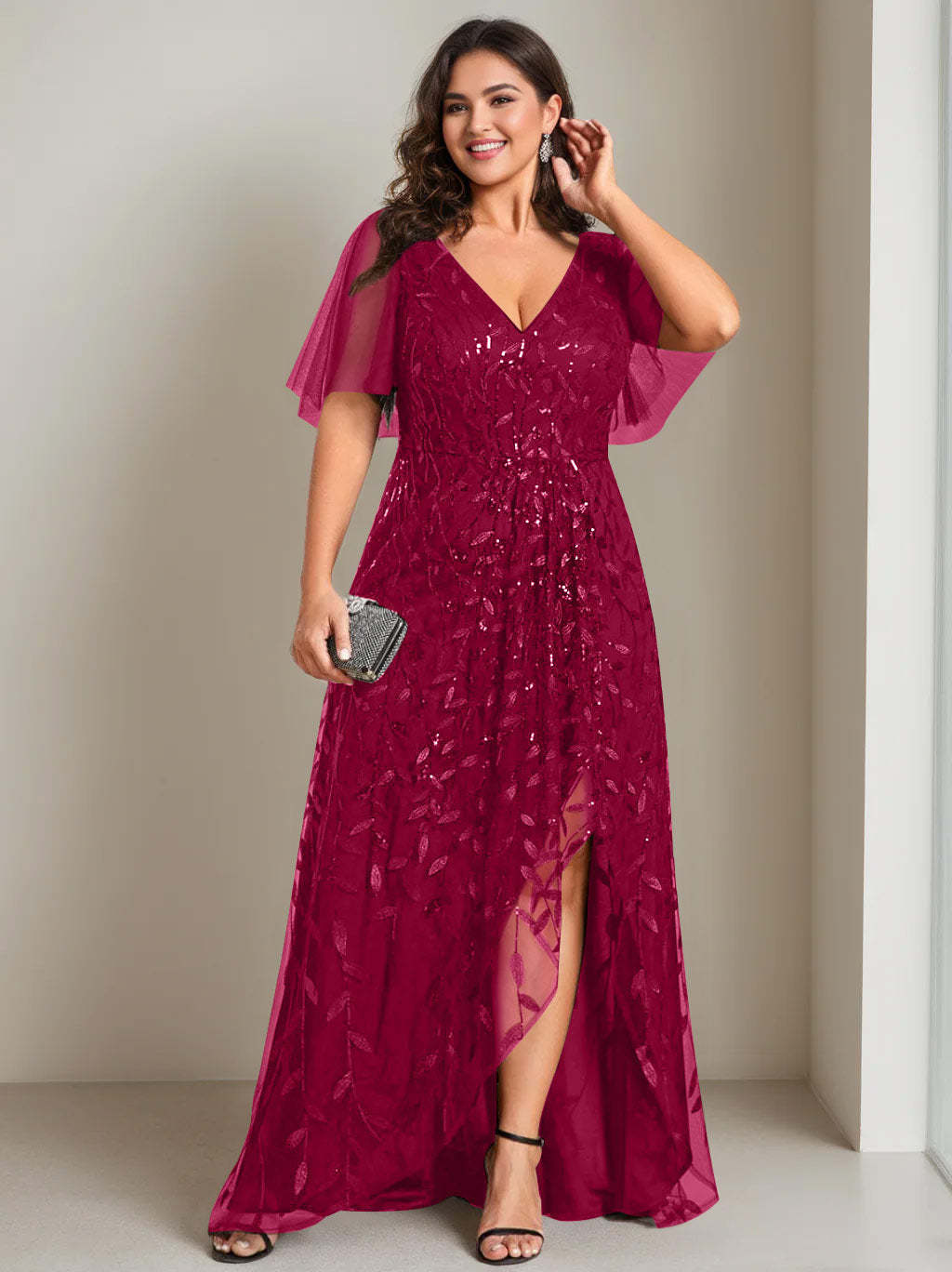 Plus Size Asymmetrical A-Line Princess V-Neck Short Sleeve Mother of the Bride Dress with Sequins