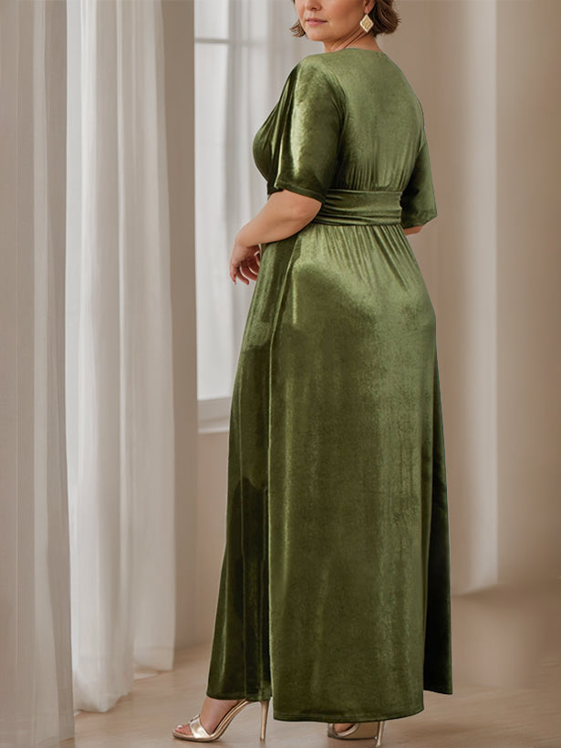 Plus Size Velvet Mother of the Bride A-Line Dress with V-Neck Half Sleeves and Ruffles