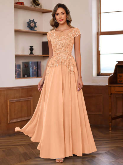 Floor-Length A-Line Mother of the Bride Dress with Scoop Neck and Short Sleeves Featuring Appliques