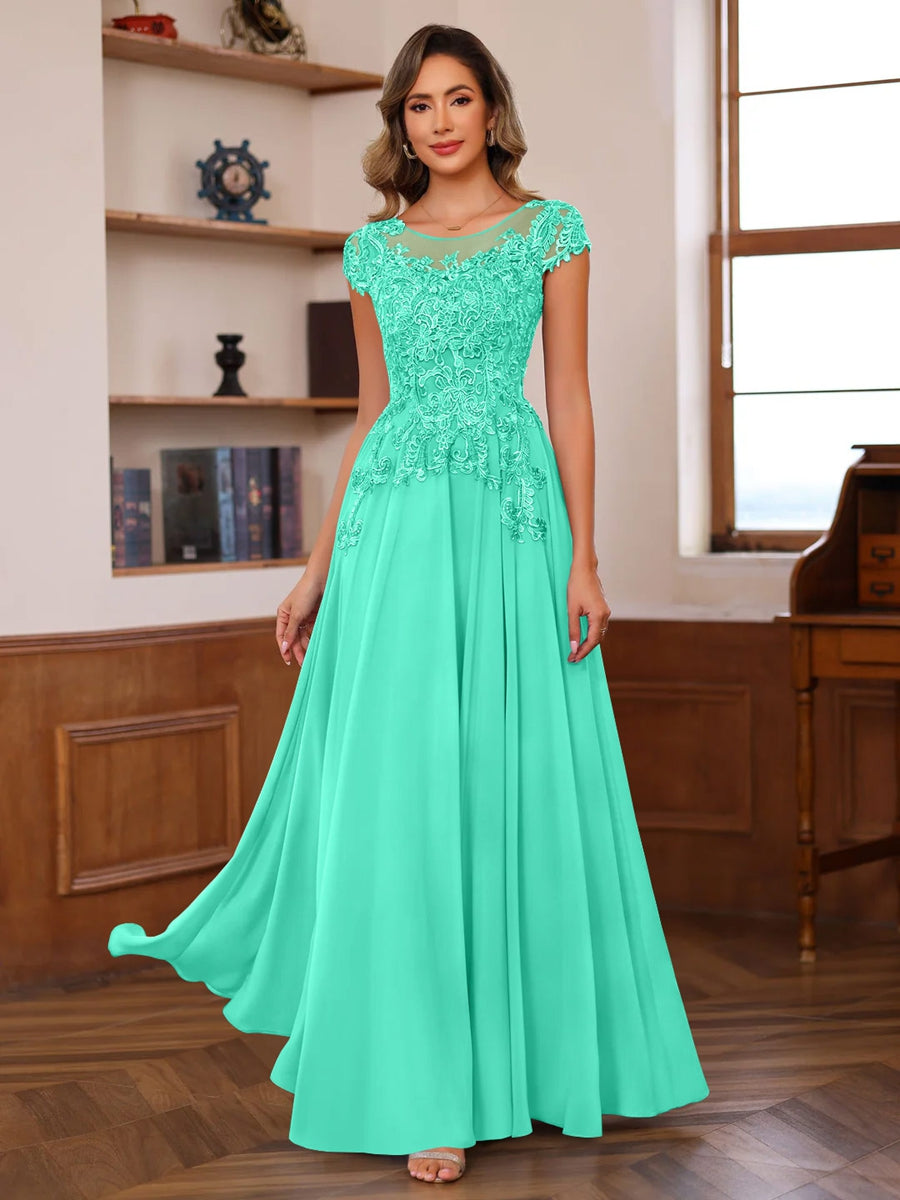 Floor-Length A-Line Mother of the Bride Dress with Scoop Neck and Short Sleeves Featuring Appliques