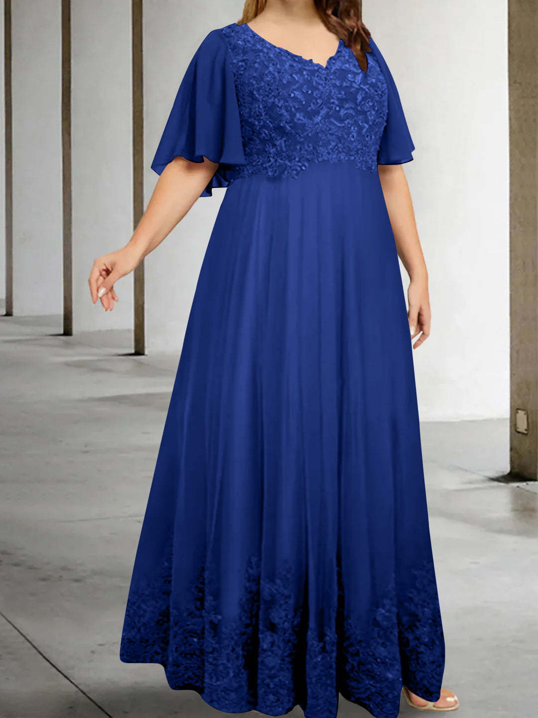 Plus Size V-Neck A-Line Princess Floor-Length Mother of the Bride Dress with Appliques and Half Sleeves-BMbridal.UK