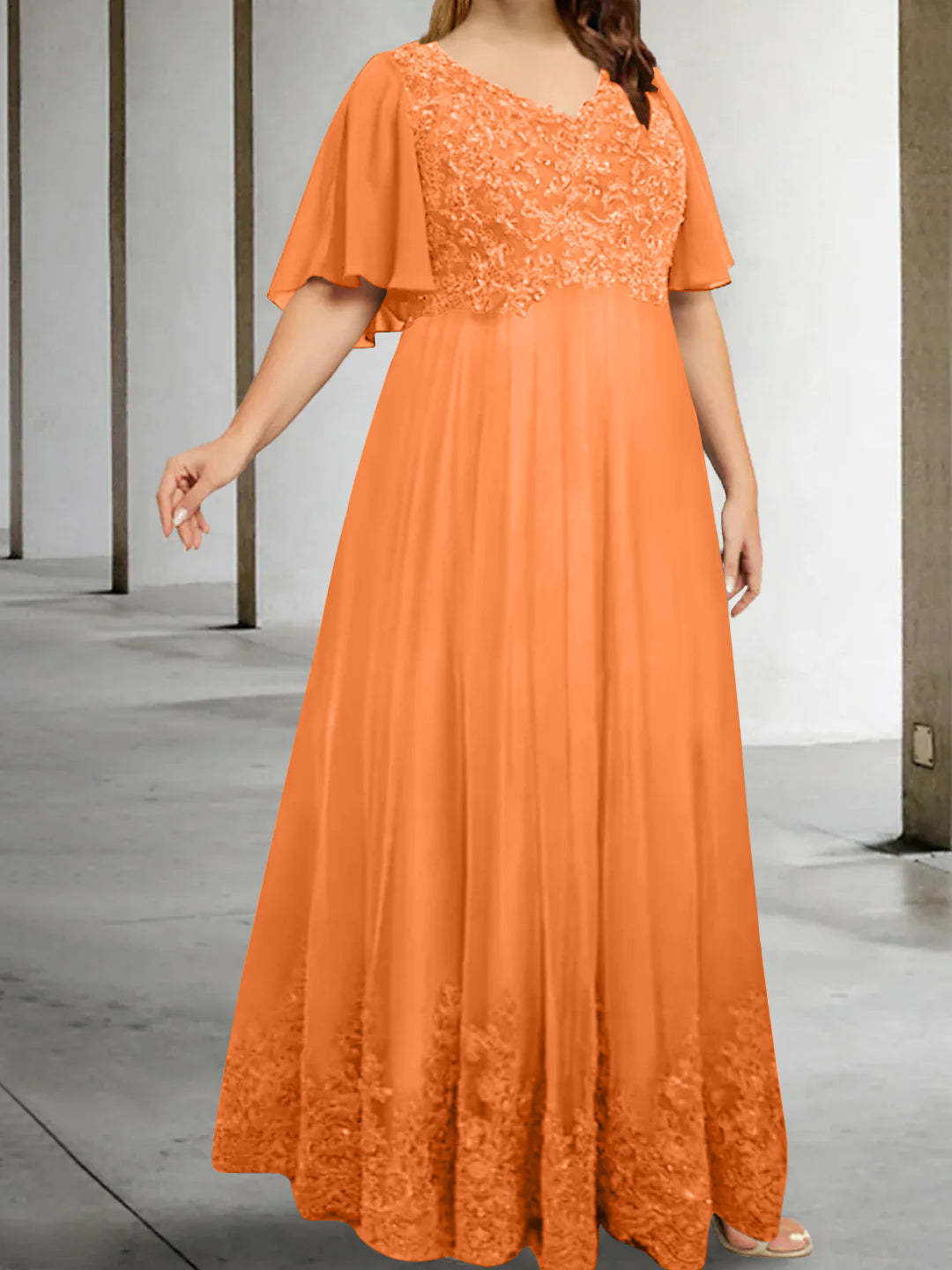 Plus Size V-Neck A-Line Princess Floor-Length Mother of the Bride Dress with Appliques and Half Sleeves-BMbridal.UK
