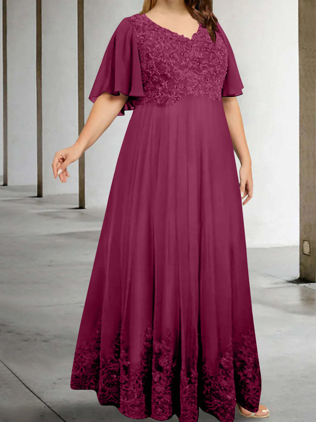 Plus Size V-Neck A-Line Princess Floor-Length Mother of the Bride Dress with Appliques and Half Sleeves-BMbridal.UK