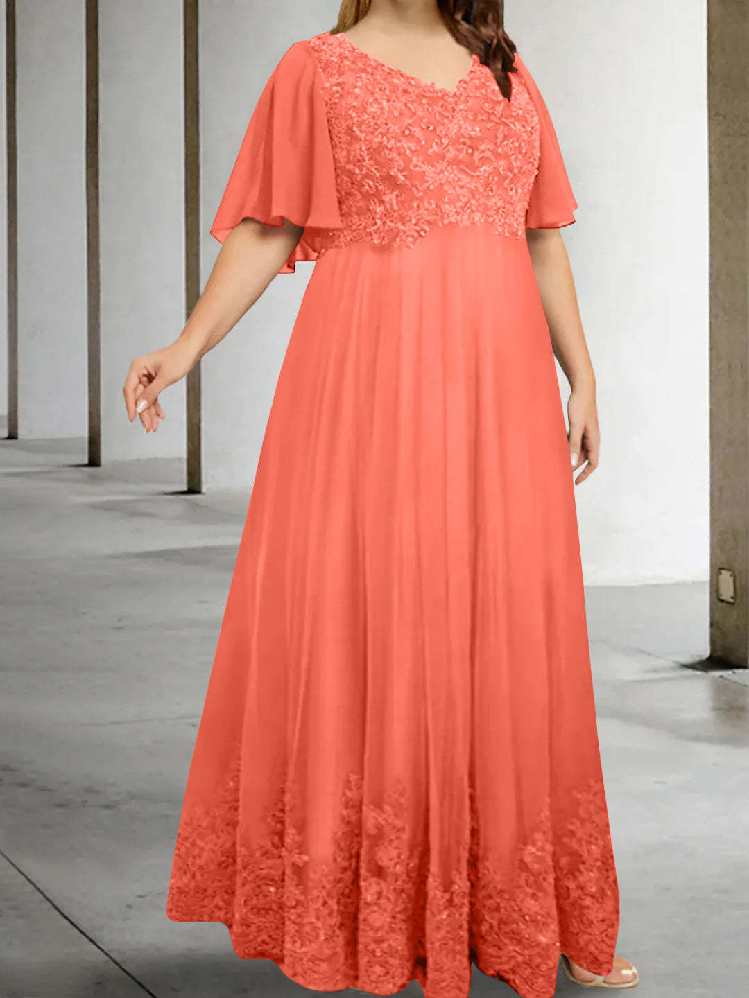 Plus Size V-Neck A-Line Princess Floor-Length Mother of the Bride Dress with Appliques and Half Sleeves-BMbridal.UK