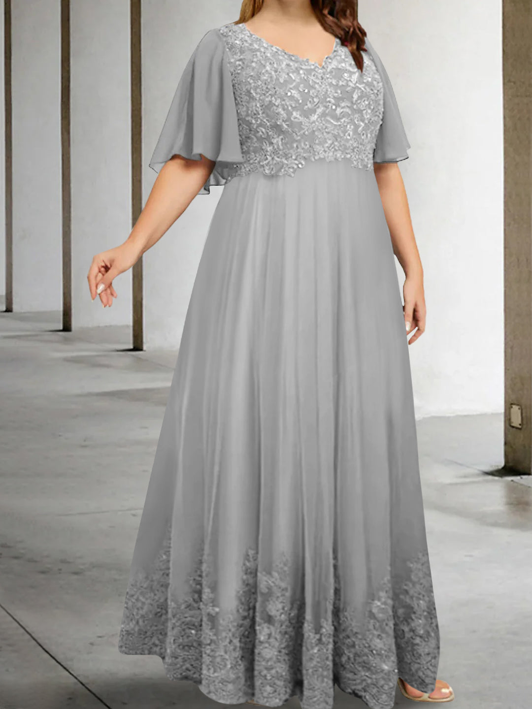 Plus Size V-Neck A-Line Princess Floor-Length Mother of the Bride Dress with Appliques and Half Sleeves-BMbridal.UK