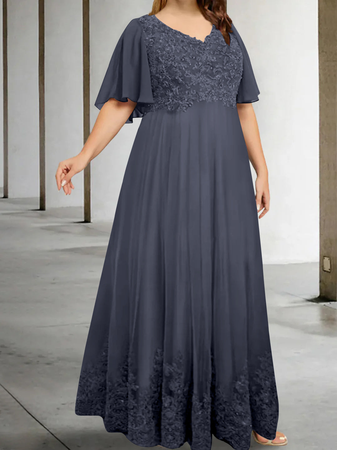 Plus Size V-Neck A-Line Princess Floor-Length Mother of the Bride Dress with Appliques and Half Sleeves-BMbridal.UK
