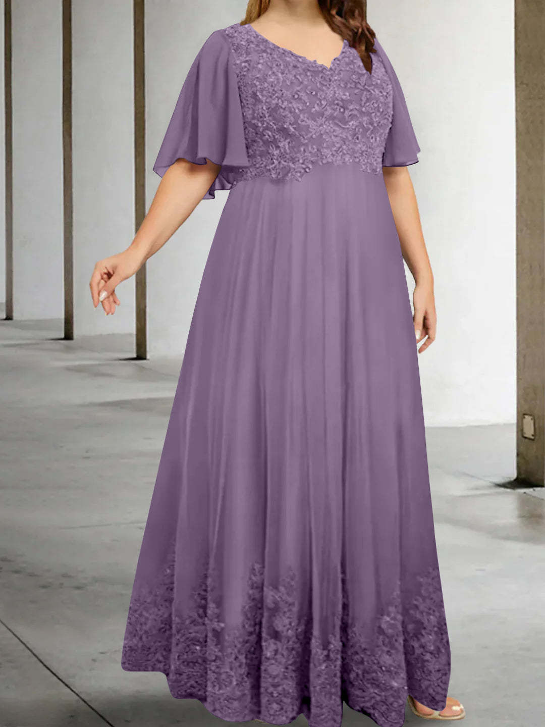 Plus Size V-Neck A-Line Princess Floor-Length Mother of the Bride Dress with Appliques and Half Sleeves-BMbridal.UK