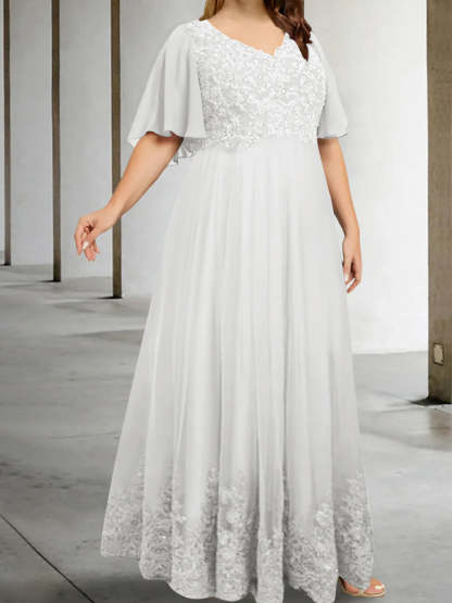 Plus Size V-Neck A-Line Princess Floor-Length Mother of the Bride Dress with Appliques and Half Sleeves-BMbridal.UK