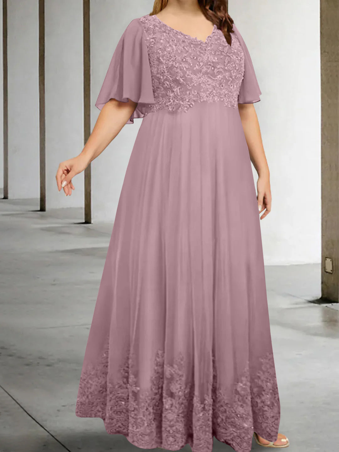 Plus Size V-Neck A-Line Princess Floor-Length Mother of the Bride Dress with Appliques and Half Sleeves-BMbridal.UK