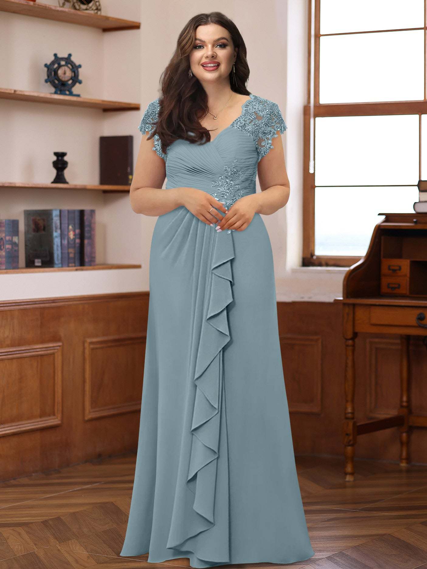 Plus Size V-Neck A-Line Princess Dress with Short Sleeves Ruffles and Appliques for Mothers of the Bride & Groom-BMbridal.UK