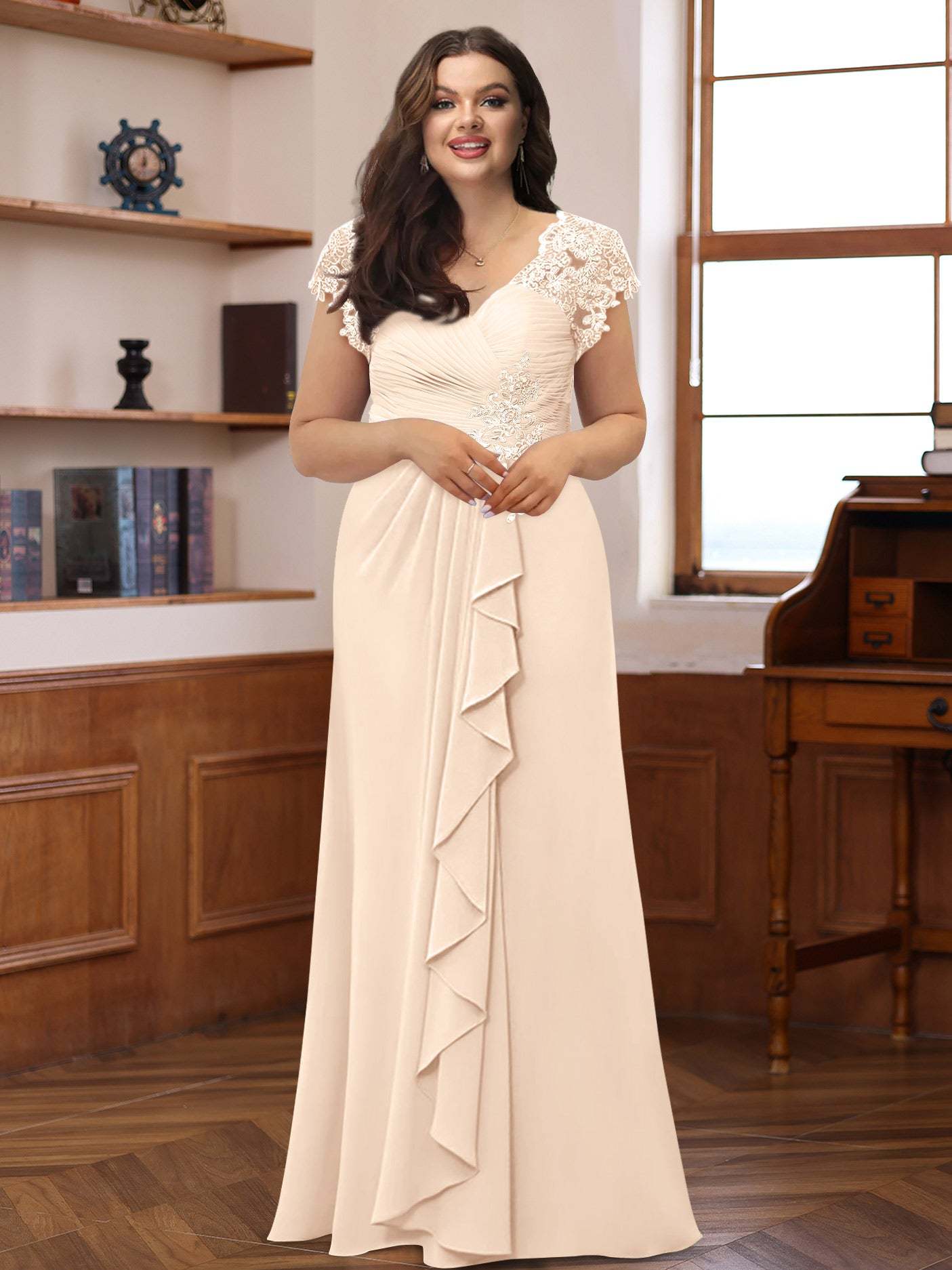 Plus Size V-Neck A-Line Princess Dress with Short Sleeves Ruffles and Appliques for Mothers of the Bride & Groom-BMbridal.UK