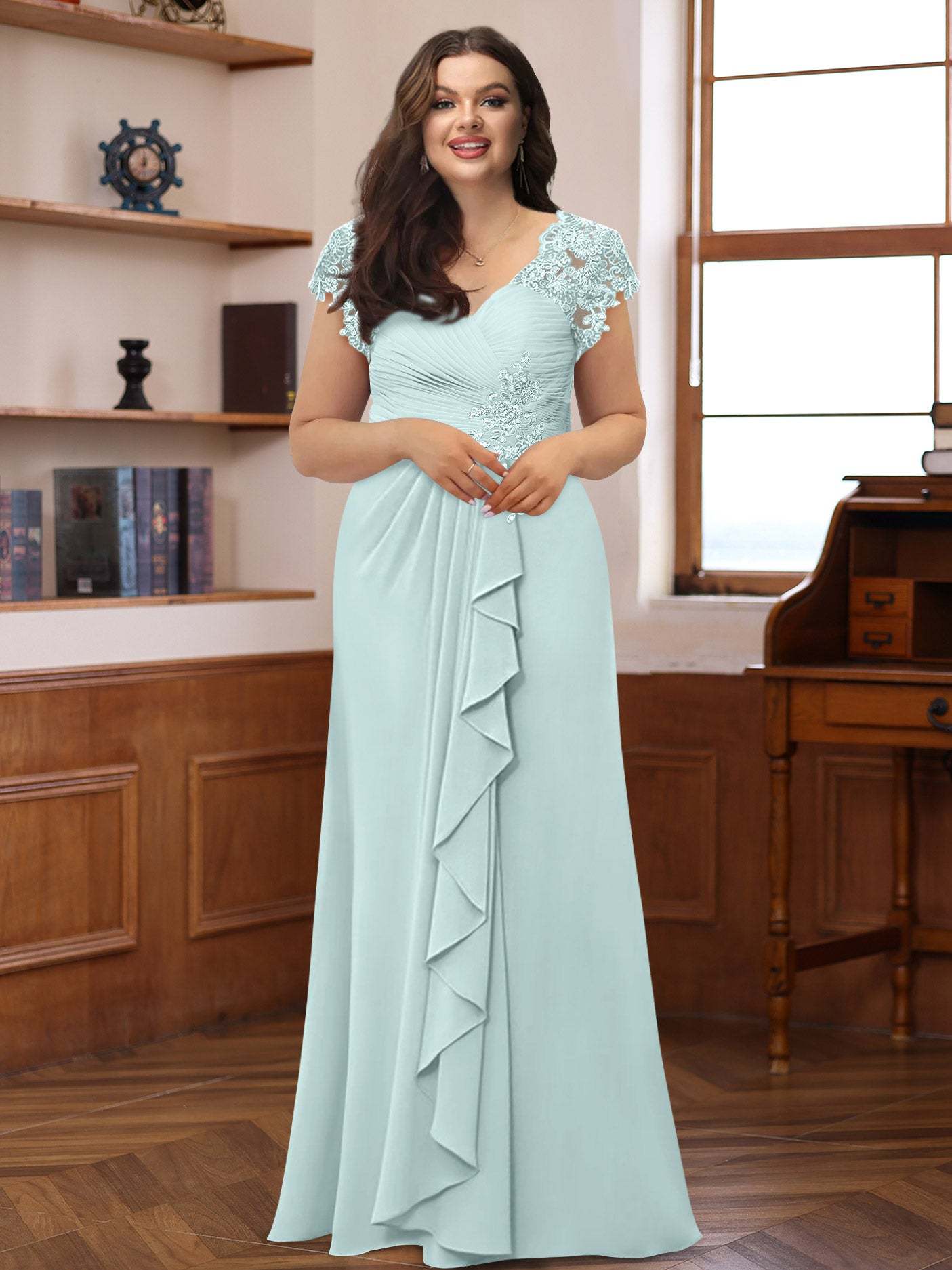Plus Size V-Neck A-Line Princess Dress with Short Sleeves Ruffles and Appliques for Mothers of the Bride & Groom-BMbridal.UK