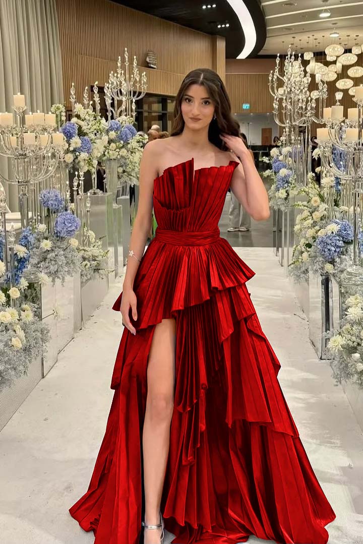 Charming Strapless Sleeveless Long Split Prom Dress With Pleated