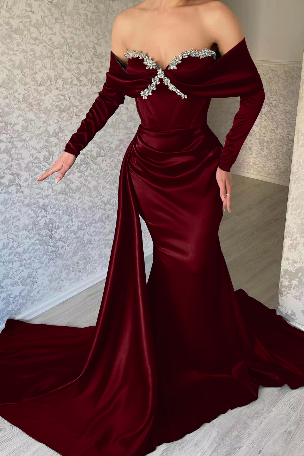 Gorgeous Sweetheart Portrait Long Sleeves Mermaid Prom Dress With Rhinstone Ruffles