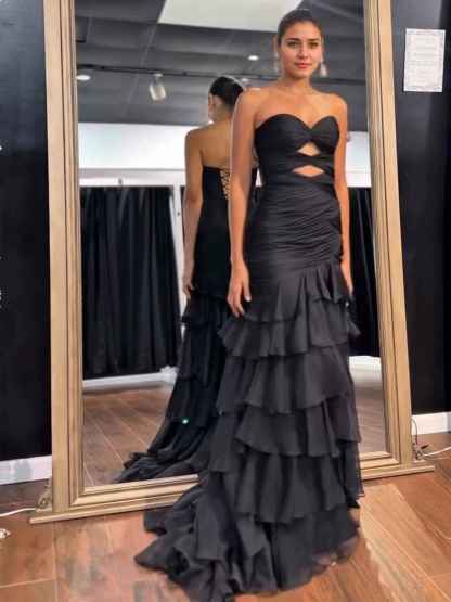 Tiered Hollowed Prom Dresses 2026 Mermaid Strapless Formal Dress