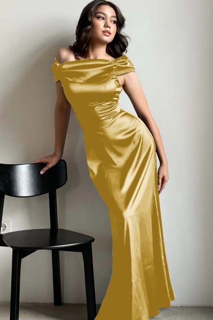 Off the Shoulder Sleeveless Long Mermaid Prom Dress With Pleated