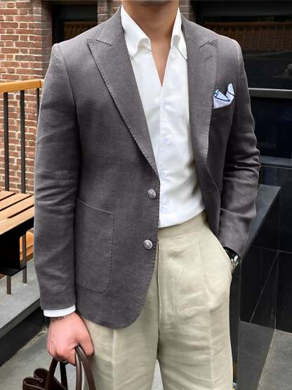 Single-Breasted Two-Button Blazer Jacket With A Tailored Fit For Men