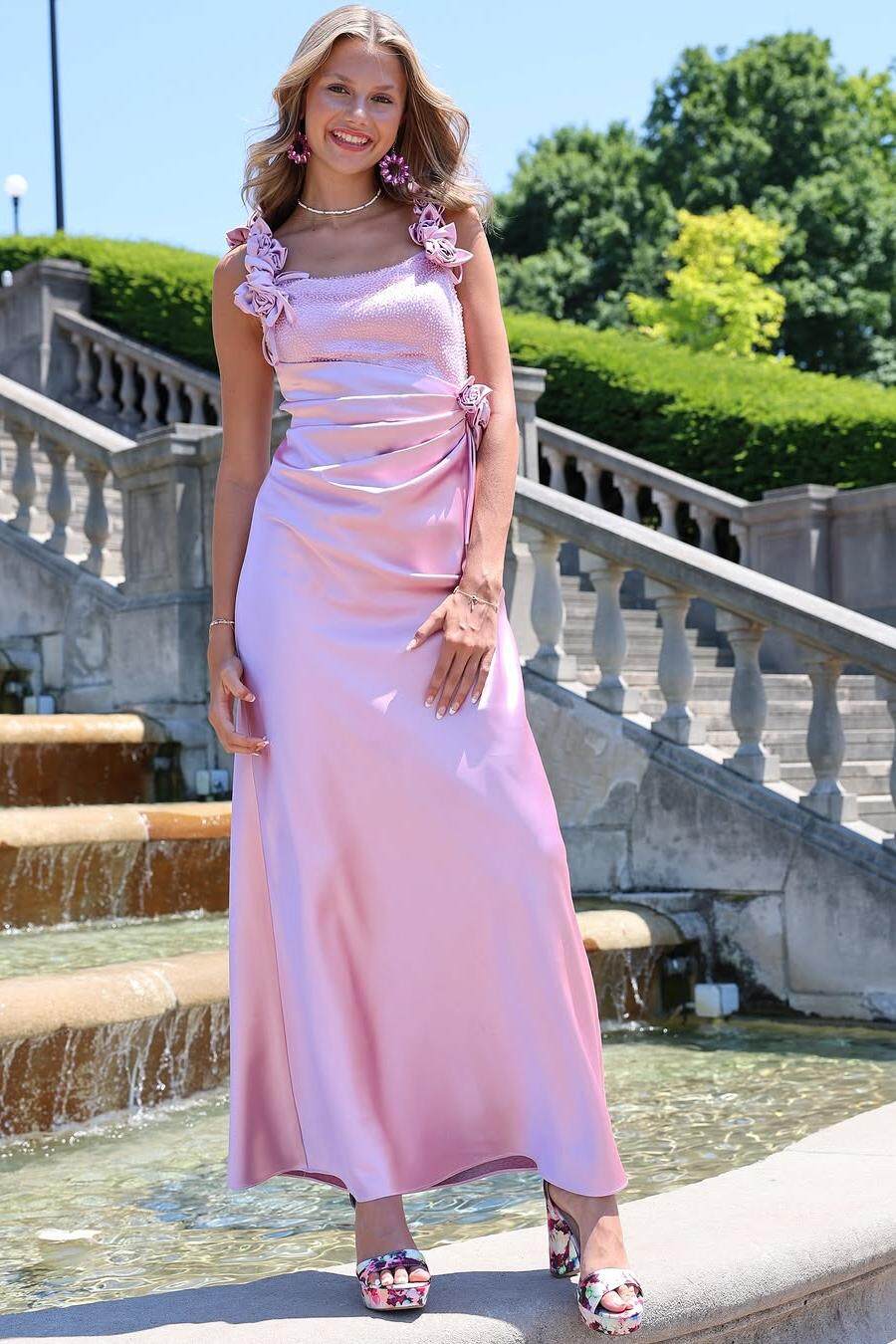 Charming Sleeveless Straps Mermaid Long Prom Dress With Pleated