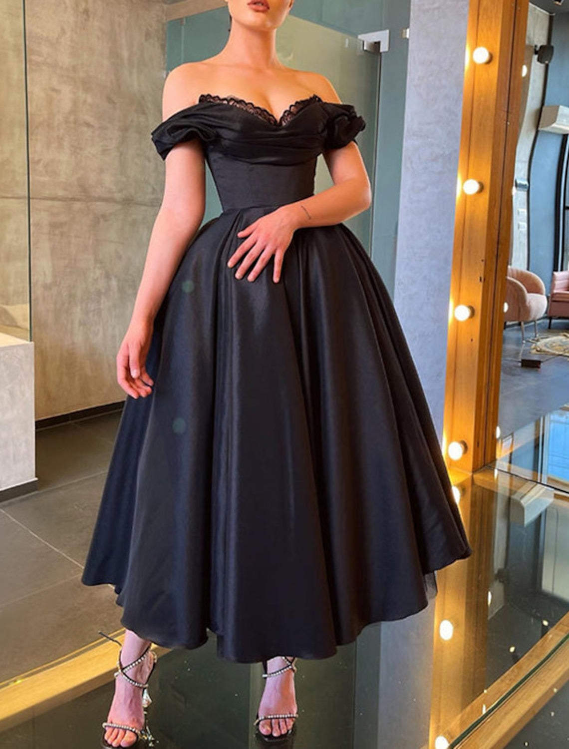 Off-the-Shoulder A-Line Princess Prom Dresses in Tea-Length