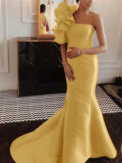 Evening Dresses with Ruffles: Strapless Sleeveless Mermaid/Trumpet Court Train
