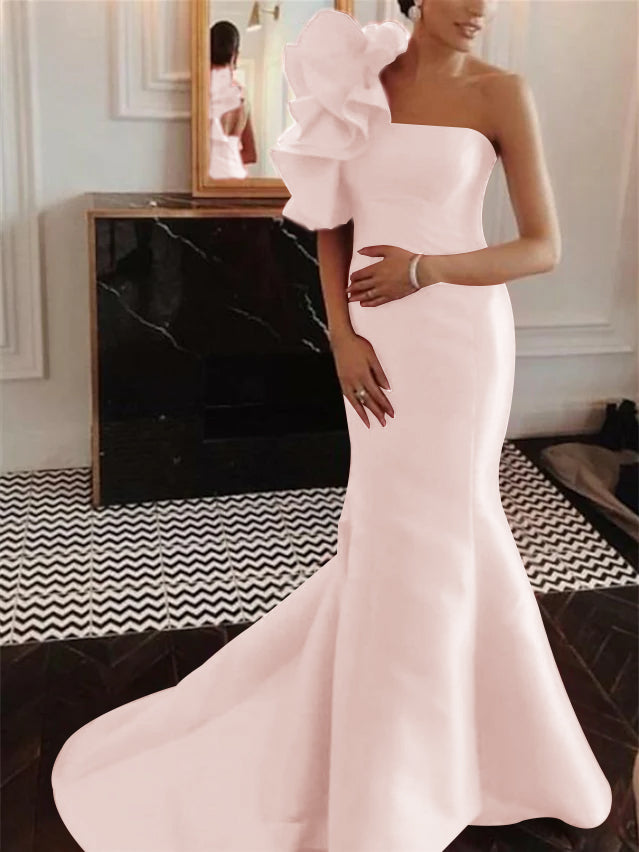 Evening Dresses with Ruffles: Strapless Sleeveless Mermaid/Trumpet Court Train