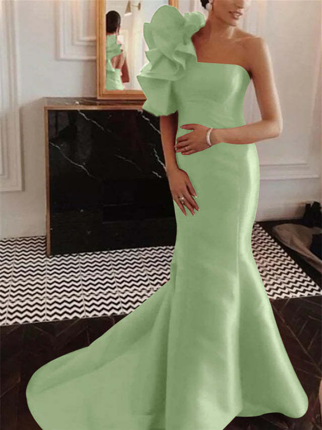 Evening Dresses with Ruffles: Strapless Sleeveless Mermaid/Trumpet Court Train